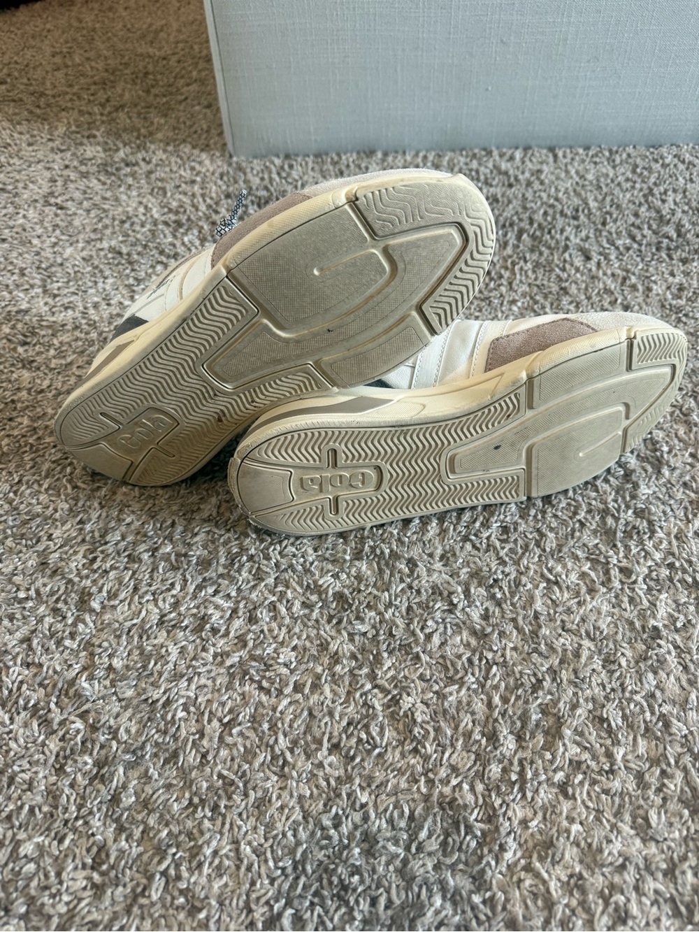 Gola Retro Runner in White and Light Blue - Picture 5 of 5